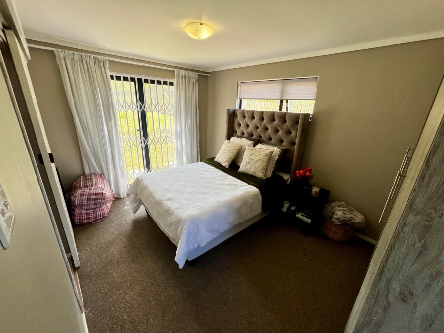 2 Bedroom Property for Sale in Nahoon Valley Park Eastern Cape